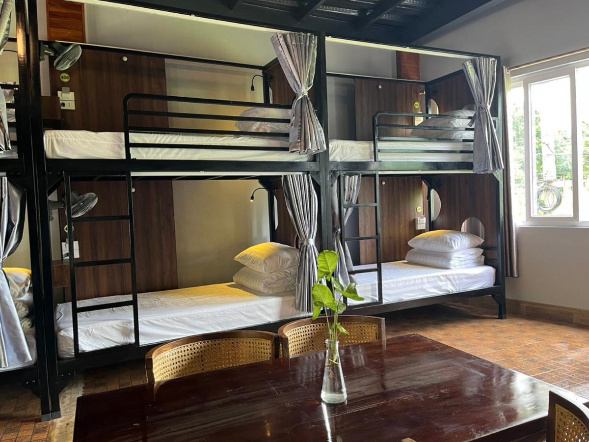 Rocks Ha Giang Hostel & Tour Экстерьер фото