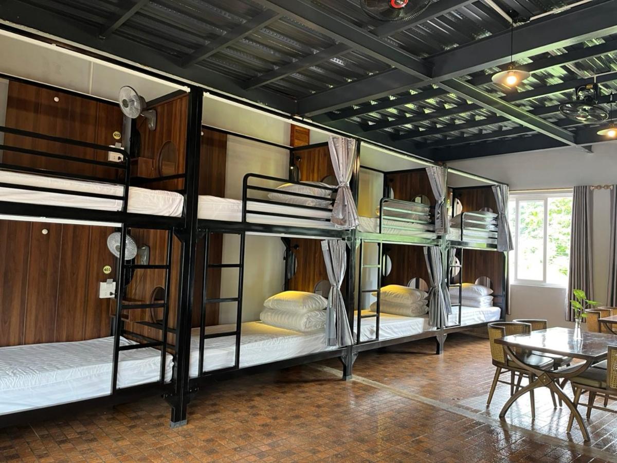 Rocks Ha Giang Hostel & Tour Экстерьер фото