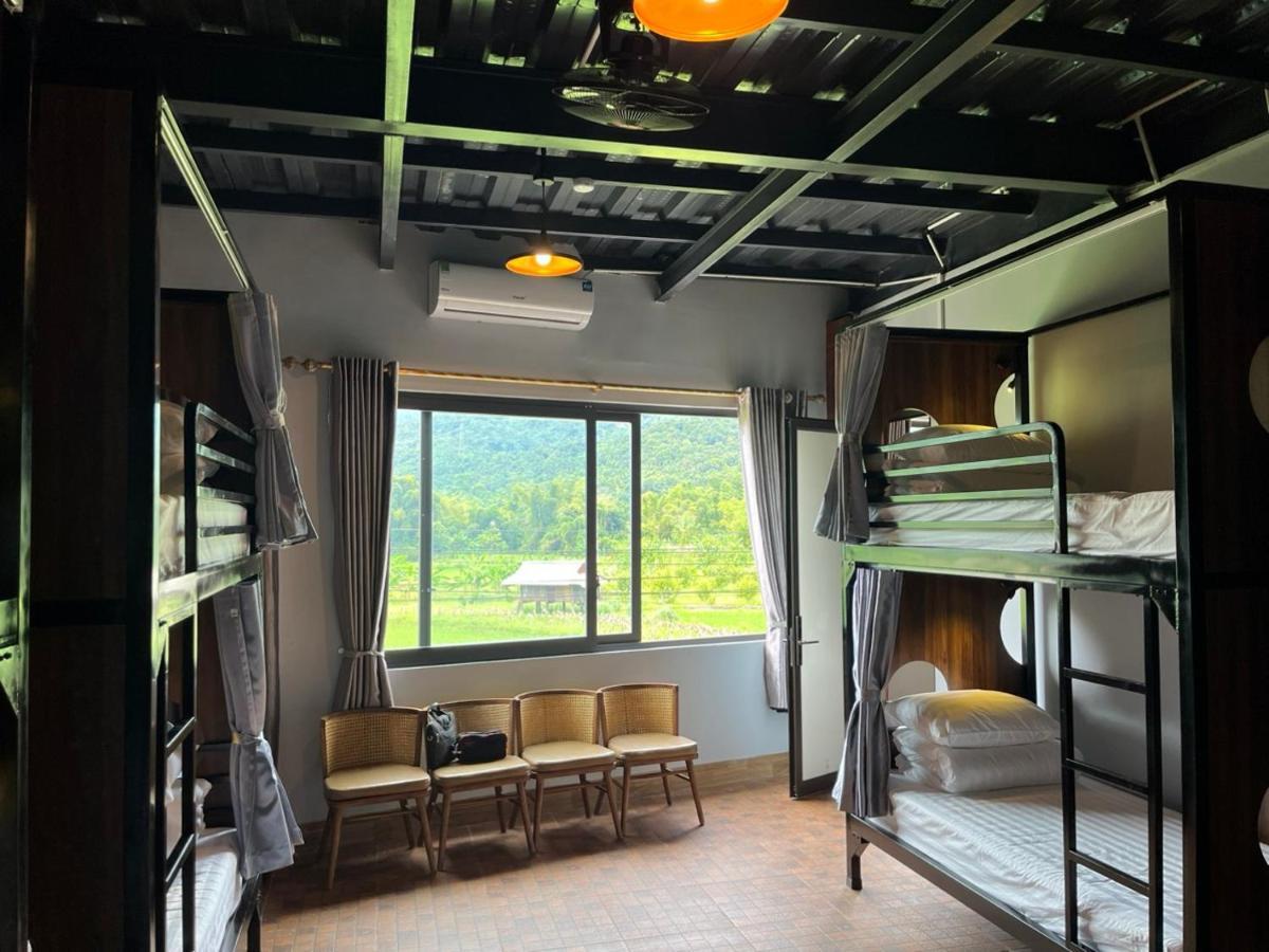 Rocks Ha Giang Hostel & Tour Экстерьер фото