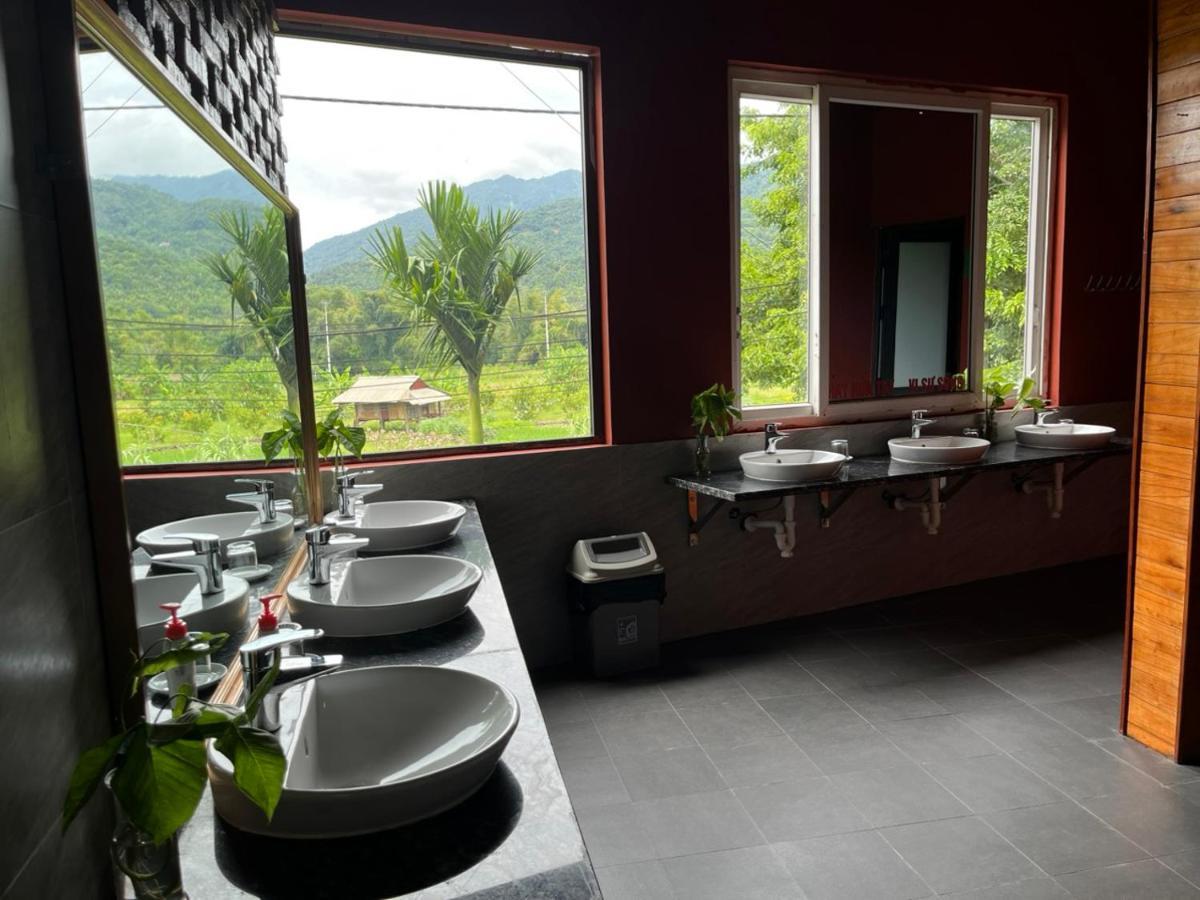 Rocks Ha Giang Hostel & Tour Экстерьер фото